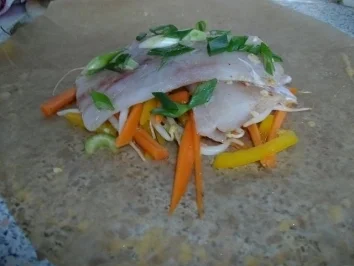 Rezept: Zanderfilet im Pergament auf dem Gemüsebett Bild Nr. 2 Zanderfilet im Pergament auf dem Gemüsebett - Rezept - Bild Nr. 2