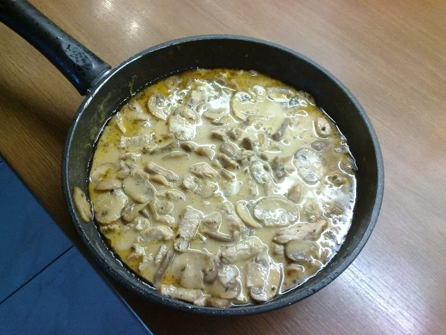 Putengeschnetzeltes in Sahnesoße - Rezept - Bild Nr. 2