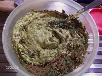 Rezept: Rinderbraten mit einer Senf-Kräuter-Hülle im Speckmantel Rinderbraten mit einer Senf-Kräuter-Hülle im Speckmantel - Rezept