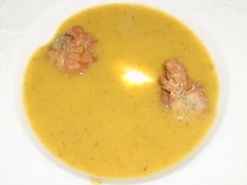 Zucchini-Mangosuppe mit Wan Tan - Rezept