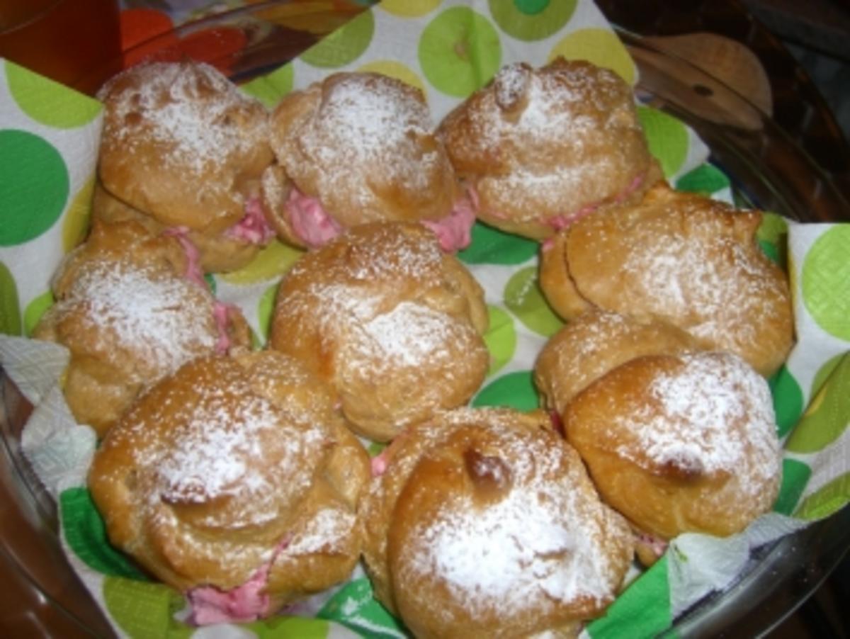 Windbeutel mit Himbeer-Sahnefüllung - Rezept