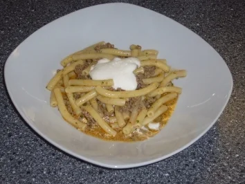 Rezept: Kikis Hackfleisch-Nudeltopf Kikis Hackfleisch-Nudeltopf - Rezept