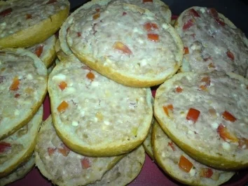 Rezept: Hack Käse Brötchen Hack Käse Brötchen - Rezept