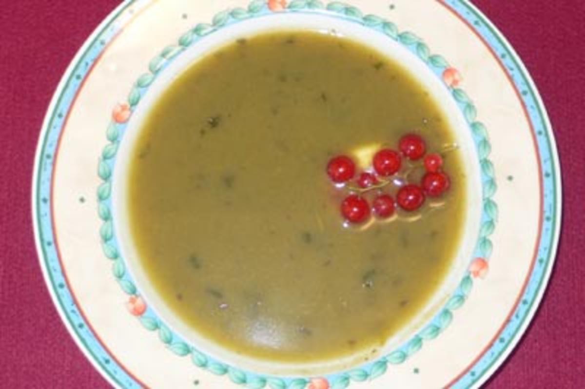 LiciousCorner: Sauerampfersuppe mit Sauerampfer und Gemüsebrühe ...