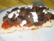 döner kebab auf fladenbrot - Rezept