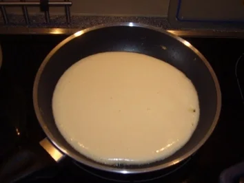 Rezept: Kikis Pfannkuchen Grundrezept Bild Nr. 3 Kikis Pfannkuchen Grundrezept - Rezept - Bild Nr. 3