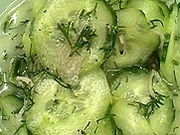 Gurkensalat aus dem Glas - Rezept