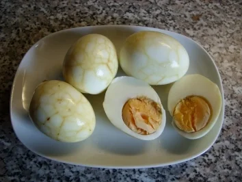 Rezept: Marmorisierte Eier Marmorisierte Eier - Rezept
