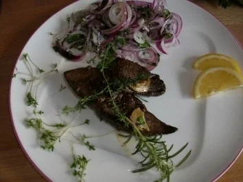 Rezept: Gebratene Kalbsleber mit rotem Zwiebelsalat Bild Nr. 3 Gebratene Kalbsleber mit rotem Zwiebelsalat - Rezept - Bild Nr. 3