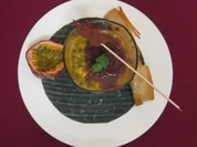 Schoko-Koriander-Strudel, Passionsfrucht-Mascarpone und Kakao-Ingwer-Sorbet - Rezept