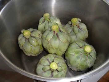 Artischocken mit Orangen-Dip - Rezept - Bild Nr. 4