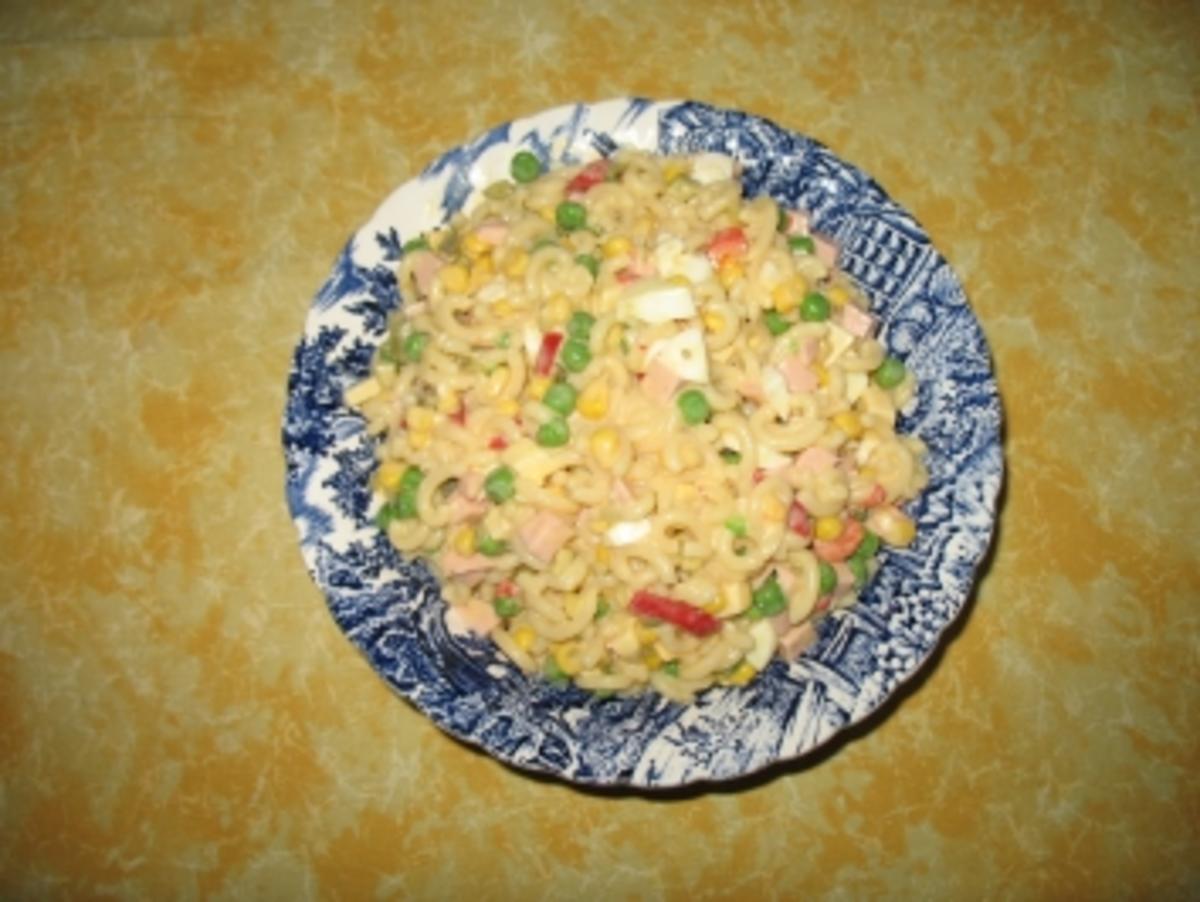 Nudelsalat mit Käse - Rezept - Bild Nr. 3