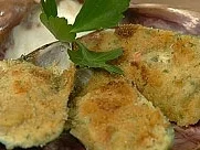 Muscheln mit Knobi-Béchamel und Bröseln überbacken - Rezept