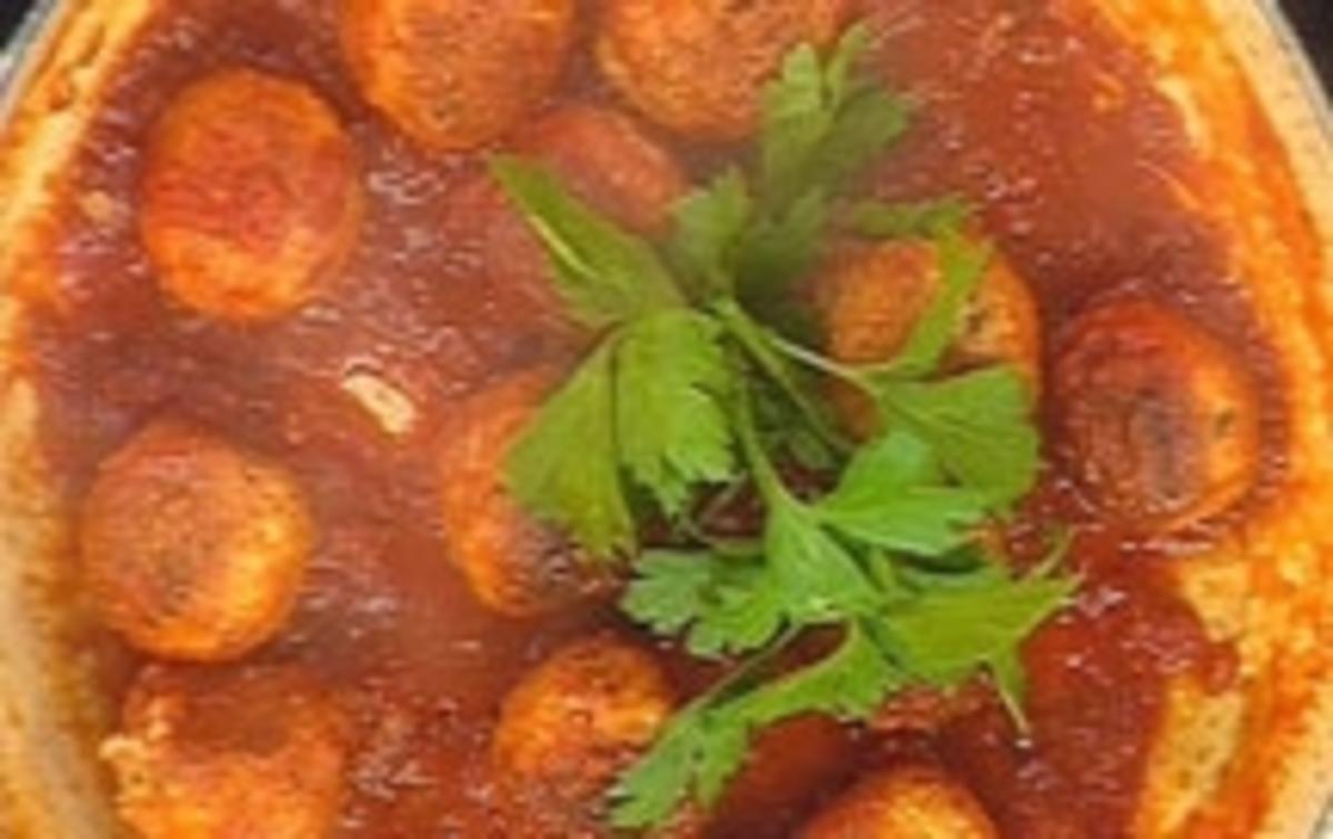 Sojabällchen mit Tomatensoße - Rezept
