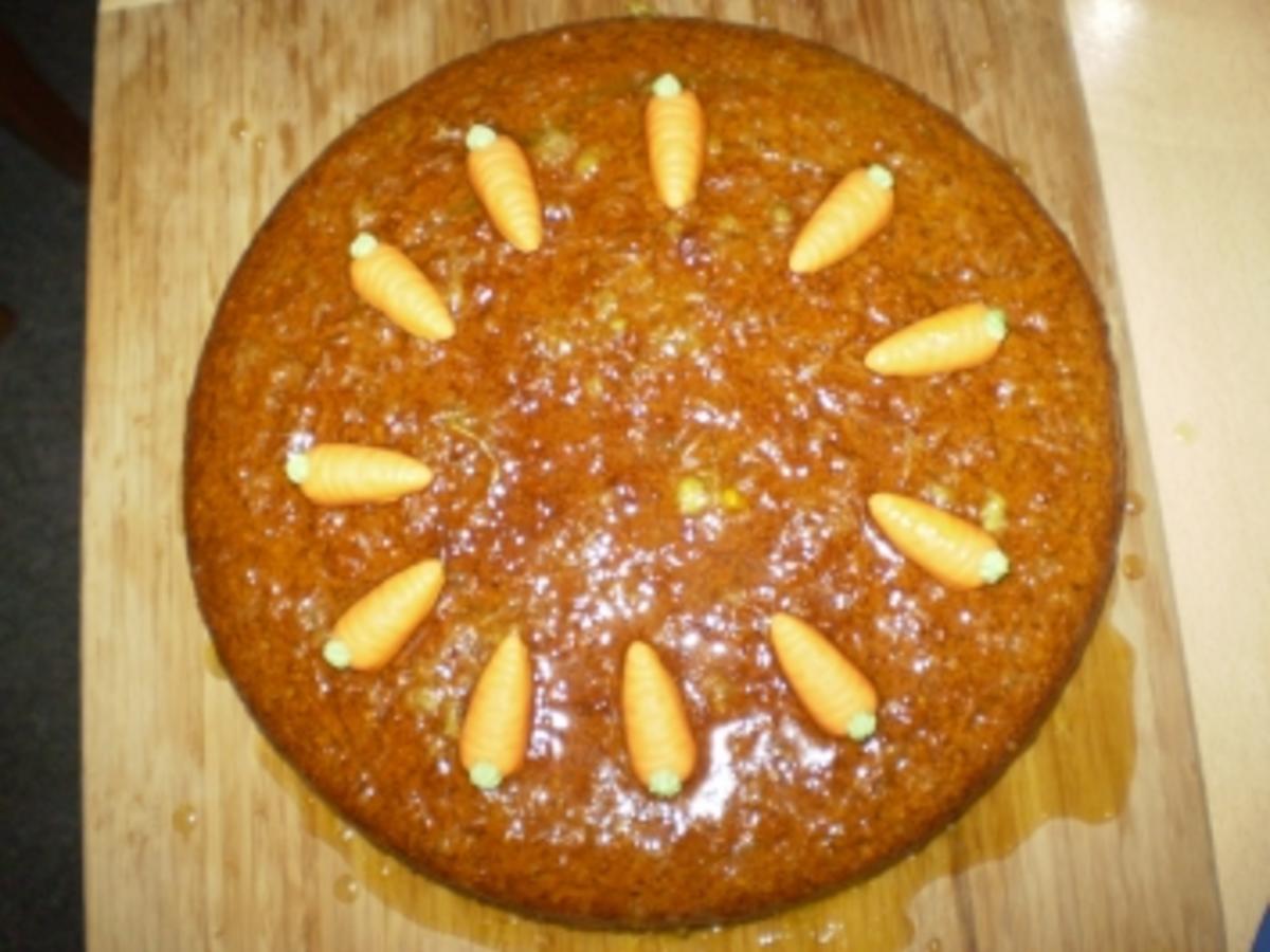 Nussiger Möhrenkuchen - Rezept mit Bild - kochbar.de