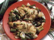 fisch goldbrasse mit zucchini zwiebeln - Rezept