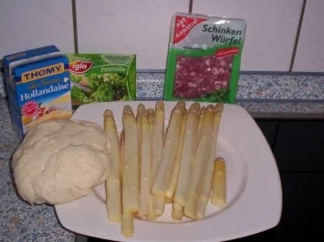 Rezept: Spargelpizza mit Sauce Hollandaise Bild Nr. 2 Spargelpizza mit Sauce Hollandaise - Rezept - Bild Nr. 2