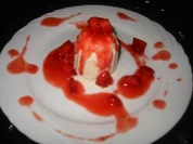 Mandel-Erdbeer-Flammerie - Rezept