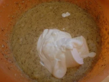 Rezept: Sahne-Nougat-Kuchen Bild Nr. 10 Sahne-Nougat-Kuchen - Rezept - Bild Nr. 10