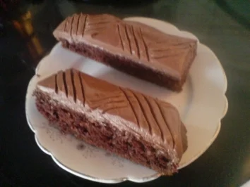 Rezept: Sahne-Nougat-Kuchen Bild Nr. 25 Sahne-Nougat-Kuchen - Rezept - Bild Nr. 25