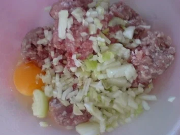 Frischer Spargel mit Salzkartoffeln und Klopsen - Rezept - Bild Nr. 8