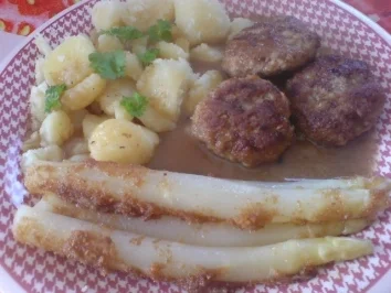 Frischer Spargel mit Salzkartoffeln und Klopsen - Rezept - Bild Nr. 25