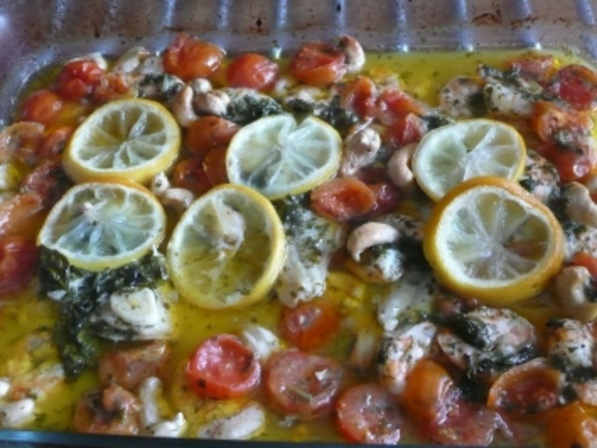 Schollenfilets und Riesengarnelen treffen Zitrone,Knoblauch,Kraeuter,Cashewkerne und Tomaten - Rezept - Bild Nr. 6