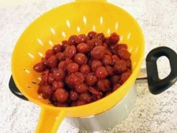 Rezept: schokoladige Weichselschnitten Bild Nr. 6 schokoladige Weichselschnitten - Rezept - Bild Nr. 6