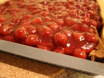 Rezept: schokoladige Weichselschnitten Bild Nr. 7 schokoladige Weichselschnitten - Rezept - Bild Nr. 7