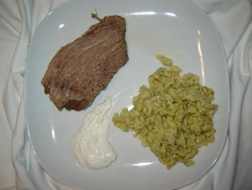 Tafelspitz mit frischen Meerrettich und Kräuterspätzle - Rezept