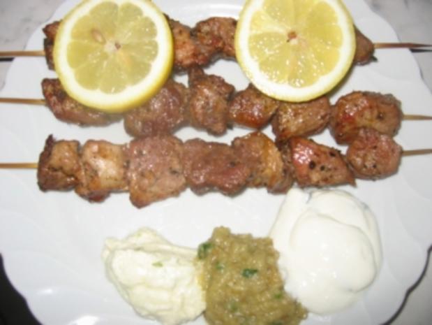 Suvlaki Fleischspieße - Rezept mit Bild - kochbar.de