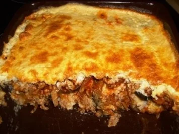 Moussaka mit Grieß-Bechamelhaube - Rezept