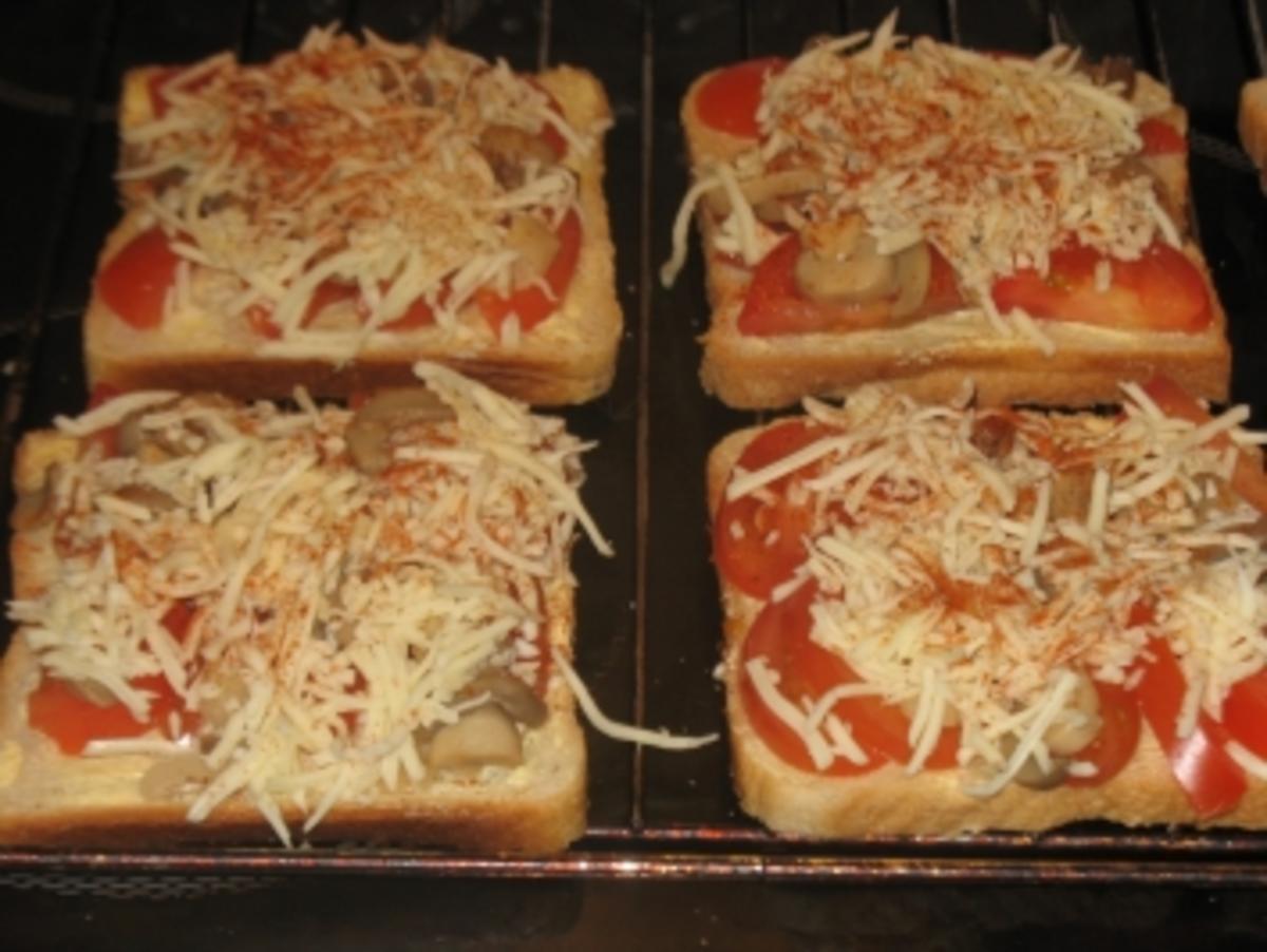 a tomaten-mozzarella-toast - Rezept - Bild Nr. 4
