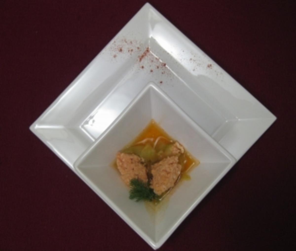 Seeteufel-Nockerln in Chili-Gurkenfond - Rezept