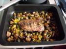 Entenbrust auf Zucchini, Paprika und Champignon Gemüse - Rezept