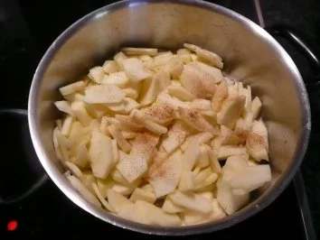 Rezept: Apfelkuchen - gedeckt Bild Nr. 4 Apfelkuchen - gedeckt - Rezept - Bild Nr. 4