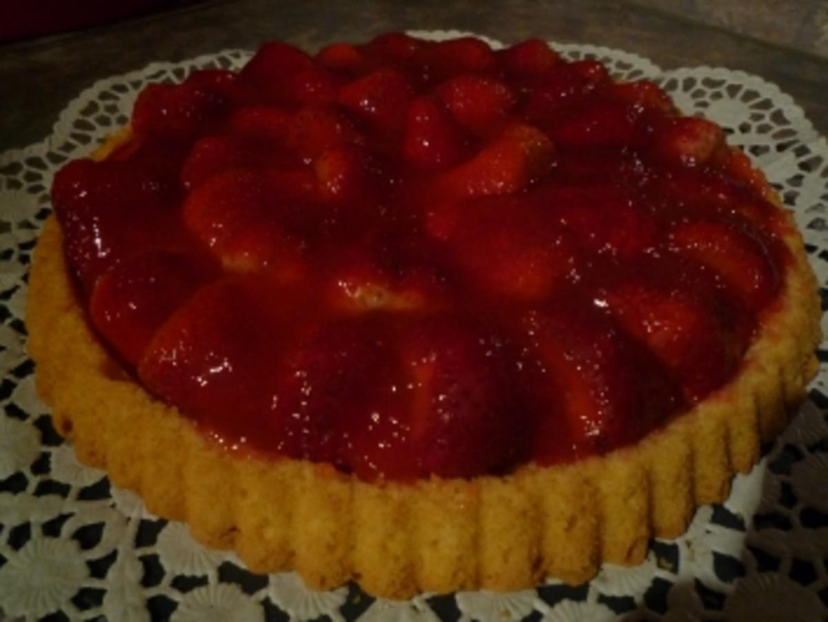 Erbele Erdbeerboden Rezept mit Bild kochbar.de