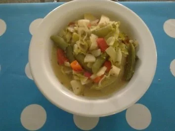 Gemüsesuppe mit Vanille und Ziegenkäse - Rezept