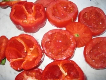 Rezept: Gefüllte Tomaten und Paprika Bild Nr. 2 Gefüllte Tomaten und Paprika - Rezept - Bild Nr. 2