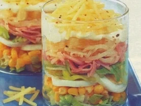 Käse-Schichtsalat - Rezept