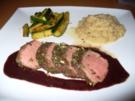 Lammfilet in Rosmarinkruste, mit Selleriepüree, Zucchini und Rotweinsauce - Rezept