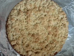 Apfel-Streuselkuchen mit Pudding Füllung - Rezept