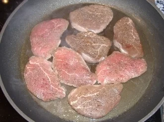 Rezept: Ochsenfetzen mit Feldsalat Bild Nr. 3 Ochsenfetzen mit Feldsalat - Rezept - Bild Nr. 3