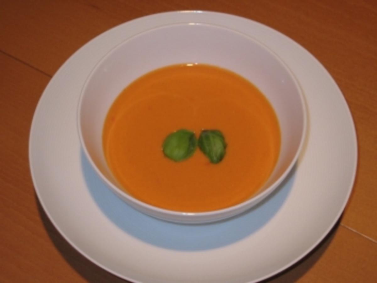 &amp;quot;Stackes&amp;quot; schnelle pikante Tomatensuppe - Rezept - kochbar.de