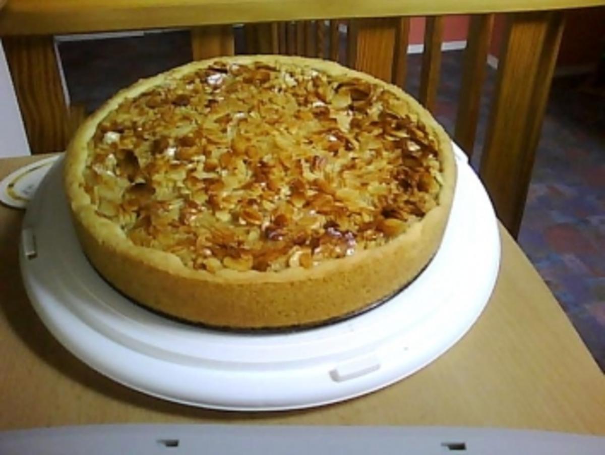 Apfel - Bienenstich - Torte - Rezept