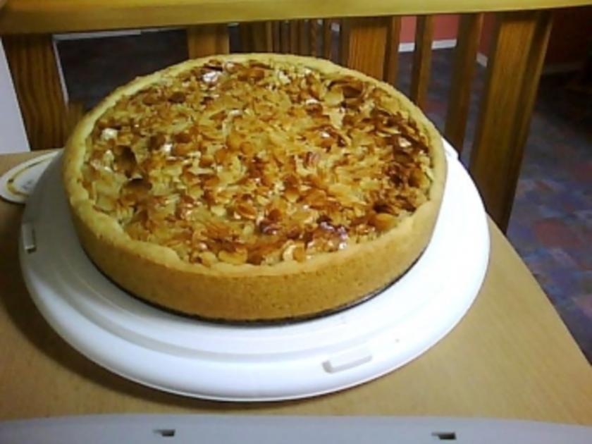 Apfel - Bienenstich - Torte - Rezept mit Bild - kochbar.de