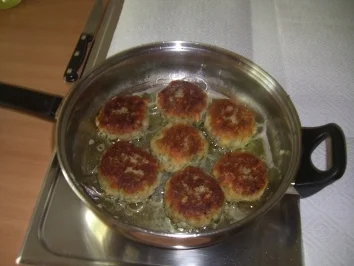 Rezept: Knödel - Kaspressknödel Bild Nr. 4 Knödel - Kaspressknödel - Rezept - Bild Nr. 4