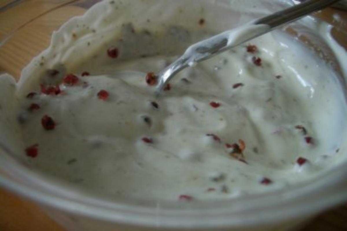 Joghurt-Pfeffer-Dip griechischer Art - Rezept