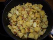 Bratkartoffeln mit Speck und Gurke - Rezept