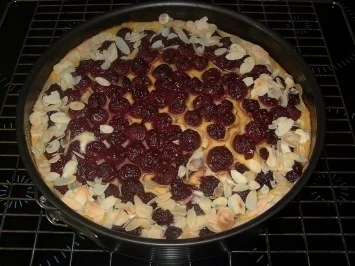 Rezept: Versunkener Kirschkuchen Versunkener Kirschkuchen - Rezept